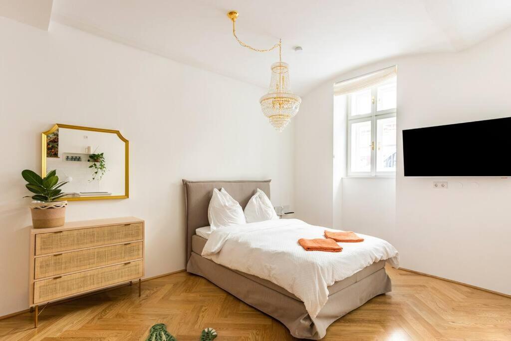 St. Elizabeth 2 Apartment Виена Екстериор снимка